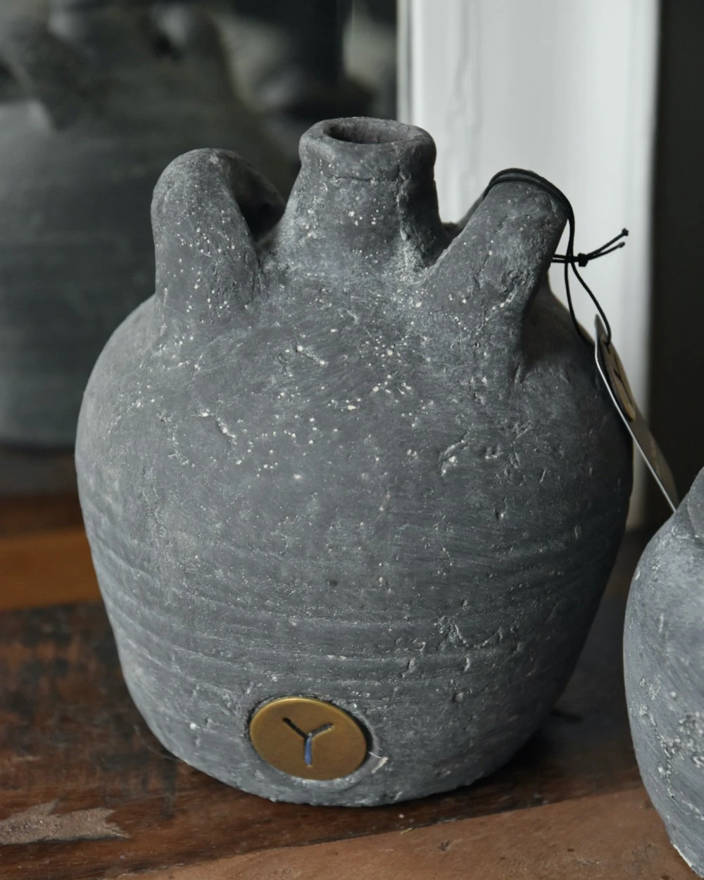 Aardewerk Kruikje Met Twee Oren En Smalle Tuit, Brynxz 3 Aardewerk Kruikje Met Twee Oren En Smalle Tuit, Brynxz