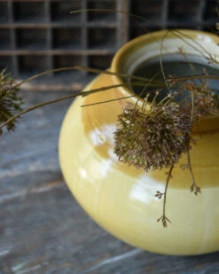 Bolle Handgemaakte Pot In Oud Oker Bruine Tinten, Unique IB Laursen -Bekend Decoratie Winkel bolle pot in oud oker bruine tinten unique ib laursen 1 3