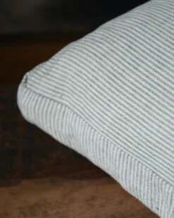 Box Kussenhoes Met Fijne Groene Strepen, IB Laursen -Bekend Decoratie Winkel box kussenhoes met fijne groene strepen ib laursen 2