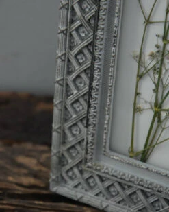 Brocante Lijstje Met Gewerkte Rand, Gipskruid 10 Brocante Lijstje Met Gewerkte Rand, Gipskruid -Bekend Decoratie Winkel brocante lijstje met gewerkte rand gipskruid 2