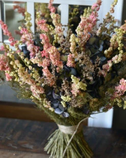 Droogbloemen Biedermeier Met Hortensia's En Riddersporen -Bekend Decoratie Winkel droogbloemen biedermeier met hortensia s en riddersporen 4