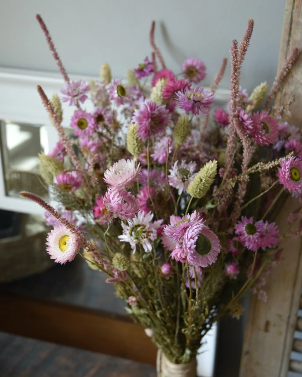 Fijn Droogbloemen Veld Boeket In Het Roze 7 Fijn Droogbloemen Veld Boeket In Het Roze - Afbeelding 5