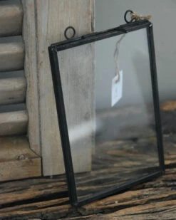 Fotolijstje Glas In Metaal Met Ophang Oogjes -Bekend Decoratie Winkel fotolijstje glas in metaal met ophang oogjes 3