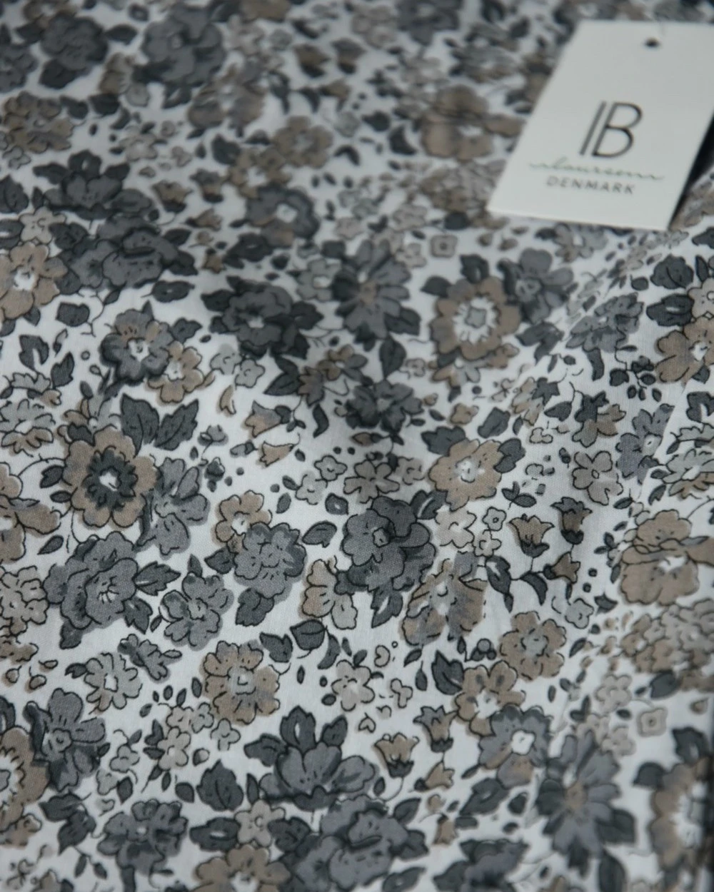 Gebloemde Kussenhoes Met Grijze En Taupe Bloemen, IB Laursen 8 Gebloemde Kussenhoes Met Grijze En Taupe Bloemen, IB Laursen - Afbeelding 6