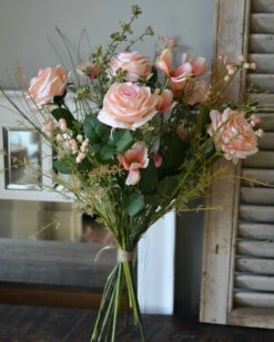 Gemengd Zijde Boeket In Pastel Met Rozen 11 Gemengd Zijde Boeket In Pastel Met Rozen -Bekend Decoratie Winkel gemengd zijde boeket in pastel met rozen 2