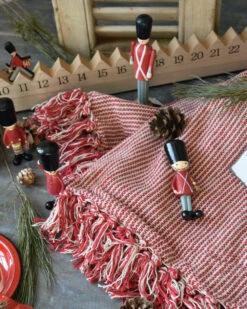 Geweven Woonkleed/ Sprei Gebroken Wit Met Fijne Rode Strepen, IB Laursen -Bekend Decoratie Winkel geweven woonkleed sprei gebroken wit met fijne rode strepen ib laursen 1 3