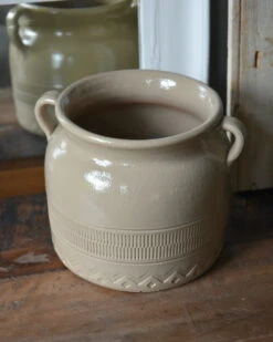 Gres Pot Met Patroon In Onderrand En Oren, IB Laursen 13 Gres Pot Met Patroon In Onderrand En Oren, IB Laursen -Bekend Decoratie Winkel gres pot met patroon in onderrand en oren ib laursen 4