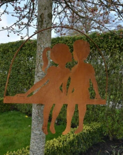 Meisje En Jongen Geven Elkaar Een Kusje, Hangend Ecoroest 16 Meisje En Jongen Geven Elkaar Een Kusje, Hangend Ecoroest -Bekend Decoratie Winkel meisje en jongen geven elkaar een kusje hangend ecoroest 6