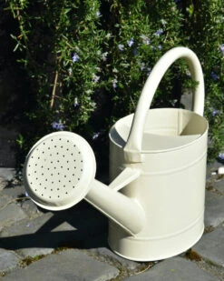 Metalen Gieter In Cream Met Sproeikop 5 Ltr, IB Laursen