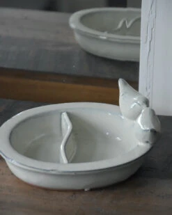 Ovalen Vogel Voeder/drink Schaal Met Twee Vogeltjes 9 Ovalen Vogel Voeder/drink Schaal Met Twee Vogeltjes -Bekend Decoratie Winkel ovalen vogel voederdrink schaal met twee vogeltjes 2