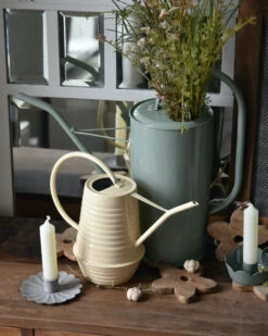 Pastel Groene Gieter 2,7 Liter, IB Laursen 13 Pastel Groene Gieter 2,7 Liter, IB Laursen -Bekend Decoratie Winkel pastel groene gieter 27 liter ib laursen 4