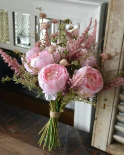 Roze Zijde Bloemen Biedermeier Boeket Met Pioenrozen 11 Roze Zijde Bloemen Biedermeier Boeket Met Pioenrozen -Bekend Decoratie Winkel roze zijde bloemen biedermeier boeket met pioenrozen 2