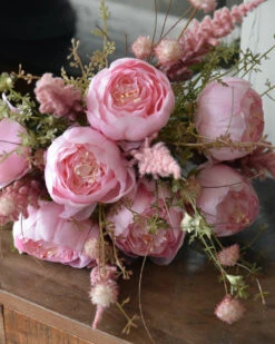 Roze Zijde Bloemen Biedermeier Boeket Met Pioenrozen 13 Roze Zijde Bloemen Biedermeier Boeket Met Pioenrozen -Bekend Decoratie Winkel roze zijde bloemen biedermeier boeket met pioenrozen 4
