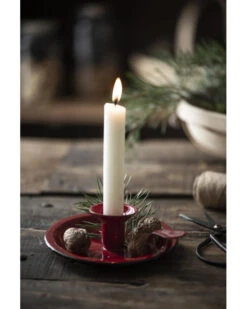 Tijdloze Rode Emaille Kandelaar, IB Laursen -Bekend Decoratie Winkel tijdloze rode emaille kandelaar 5