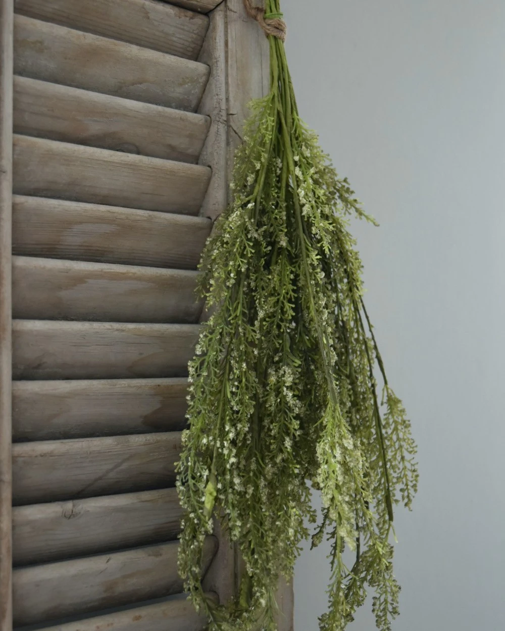 Toef Groen Met Fijne Witte Bloemetjes 4 Toef Groen Met Fijne Witte Bloemetjes - Afbeelding 2