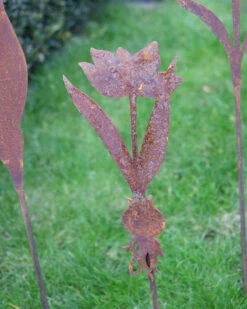 Tulp Op Prikker, Metaal Roest 10 Tulp Op Prikker, Metaal Roest -Bekend Decoratie Winkel tulp op prikker metaal roest 3