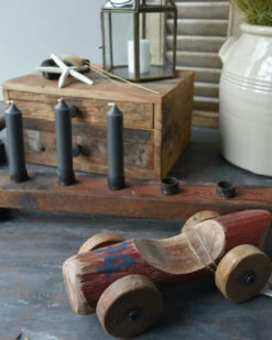 Unieke Rode Auto Van Hout Met Blauw Nr 94, IB Laursen -Bekend Decoratie Winkel unieke rode auto van hout met blauw nr 94 ib laursen 3