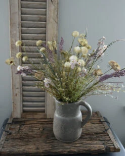 Veldboeket In Pastel Groenen, Lila, Paars En Taupe, 'zijdebloemen' -Bekend Decoratie Winkel veldboeket in pastel paars zijdebloemen 1 2