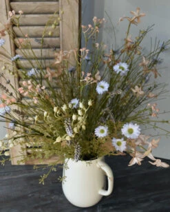 Groot Veldboeket Van Zijde/ Kunst Bloemen In Zachte Kleuren, IB Laursen Met O.a. Lelietje Der Dalen, Gipskruid En Astertjes 12 Groot Veldboeket Van Zijde/ Kunst Bloemen In Zachte Kleuren, IB Laursen Met O.a. Lelietje Der Dalen, Gipskruid En Astertjes -Bekend Decoratie Winkel veldboeket van zijde bloemen in zachte kleuren ib laursen 4