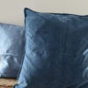 Velours Kussen Historical Blue, IB Laursen -Bekend Decoratie Winkel velours kussen historical blue ib laursen