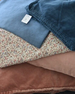 Velours Kussen Historical Blue, IB Laursen -Bekend Decoratie Winkel velours kussen historical blue ib laursen 5