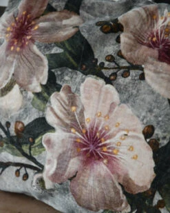 Velours Kussen Met Pastel Kleurige Bloemen Rechthoekig -Bekend Decoratie Winkel velours kussen met pastel kleurige bloemen rechthoekig 6