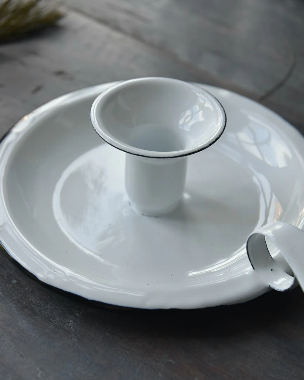 Wit Emaille Kandelaar Met Oor, IB Laursen 4 Wit Emaille Kandelaar Met Oor, IB Laursen - Afbeelding 2