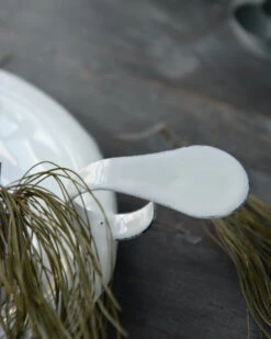 Wit Emaille Kandelaar Met Oor, IB Laursen 14 Wit Emaille Kandelaar Met Oor, IB Laursen -Bekend Decoratie Winkel wit emaille kandelaar met oor ib laursen 5