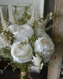 Wit Zijde Bloemen Biedermeier Boeket Met Pioenrozen 14 Wit Zijde Bloemen Biedermeier Boeket Met Pioenrozen -Bekend Decoratie Winkel wit zijde bloemen biedermeier boeket met pioenrozen 5