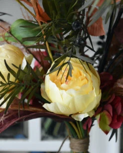 Zijde Barok Boeket In Warm Rood Oranje Geel Met Gloriosa En Vuurpijl -Bekend Decoratie Winkel zijde barok boeket in warm rood oranje geel met gloriosa en vuurpijl 4