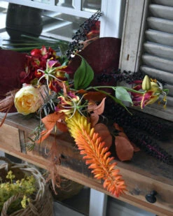Zijde Barok Boeket In Warm Rood Oranje Geel Met Gloriosa En Vuurpijl -Bekend Decoratie Winkel zijde barok boeket in warm rood oranje geel met gloriosa en vuurpijl 5
