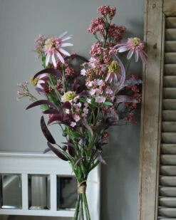 Zijde Boeket In Het Roze Met Bessen, Vergeet Me Nietje En Echinacea -Bekend Decoratie Winkel zijde boeket in het roze met bessen vergeet me nietje en echinacea 6