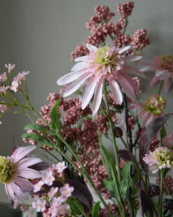 Zijde Boeket In Het Roze Met Bessen, Vergeet Me Nietje En Echinacea -Bekend Decoratie Winkel zijde boeket in het roze met bessen vergeet me nietje en echinacea 7