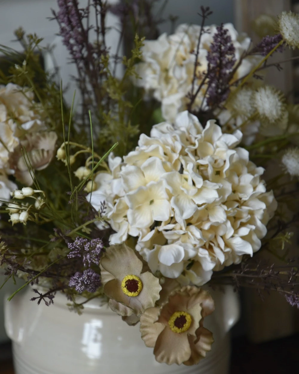 Zijde Boeket Met Hortensia's En Paars/lila Seringen 4 Zijde Boeket Met Hortensia's En Paars/lila Seringen - Afbeelding 2