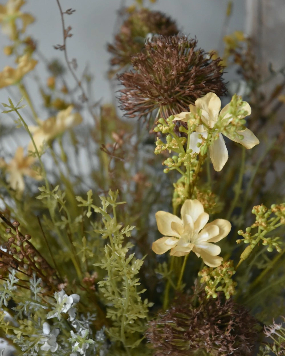 Zijde Pluk Veldboeket In Zacht Geel, Groen En Bruin 7 Zijde Pluk Veldboeket In Zacht Geel, Groen En Bruin - Afbeelding 5