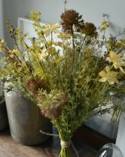 Zijde Pluk Veldboeket In Zacht Geel, Groen En Bruin 16 Zijde Pluk Veldboeket In Zacht Geel, Groen En Bruin -Bekend Decoratie Winkel zijde pluk veldboeket in zacht geel groen en bruin ib laursen 6