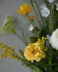Zijde Vrolijk Pluk Boeket In Wit En Geel -Bekend Decoratie Winkel zijde vrolijk pluk boeket in wit en geel 4