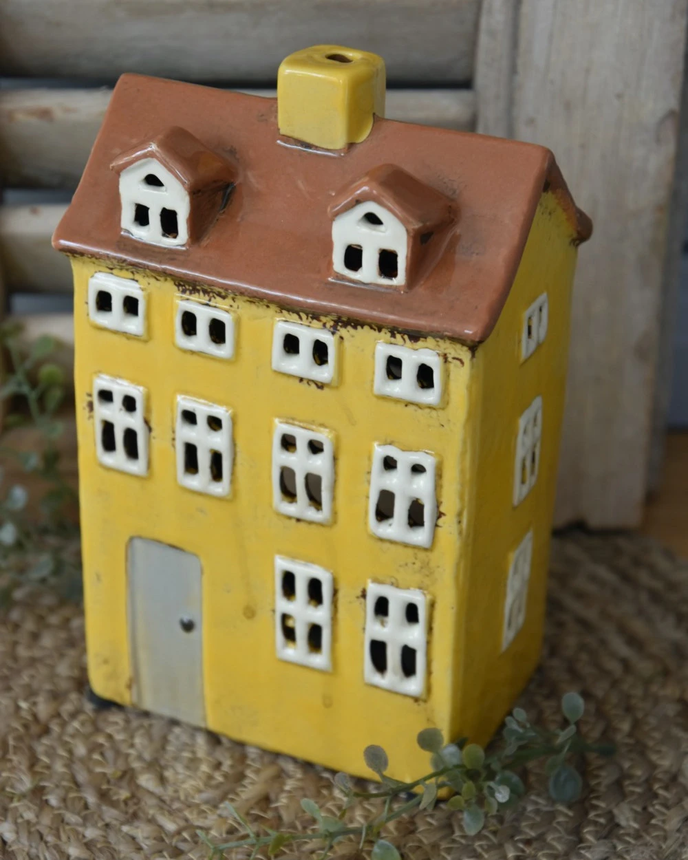 Zonnig Geel Theelicht Pakhuis Met Dakkapellen Nyhavn, IB Laursen 3 Zonnig Geel Theelicht Pakhuis Met Dakkapellen Nyhavn, IB Laursen